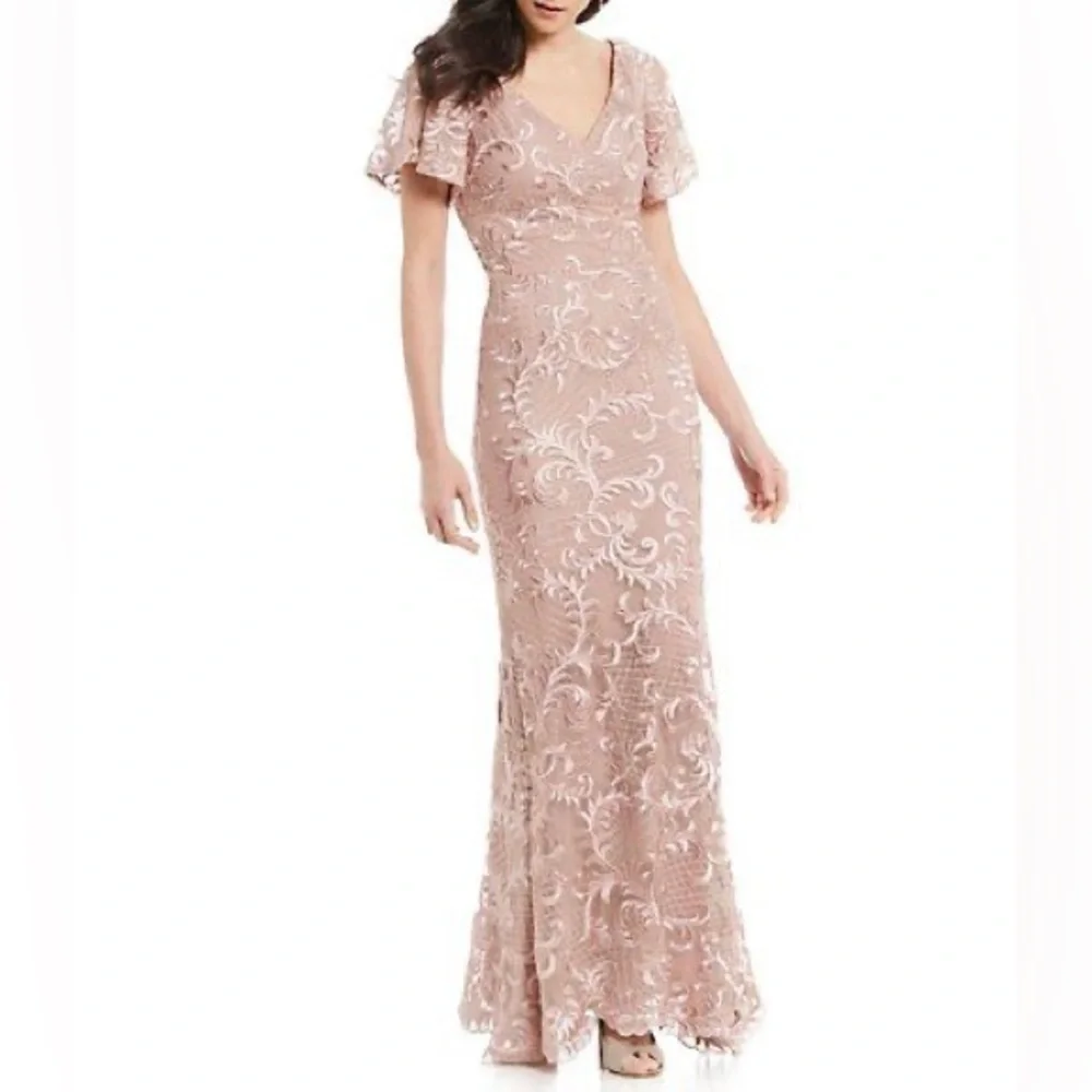 NWT Carmen Marc Valvo Infusion DUSTY ROSE Embroidered Flutter Sleeve Gown Size 6 - Picture 3 of 13